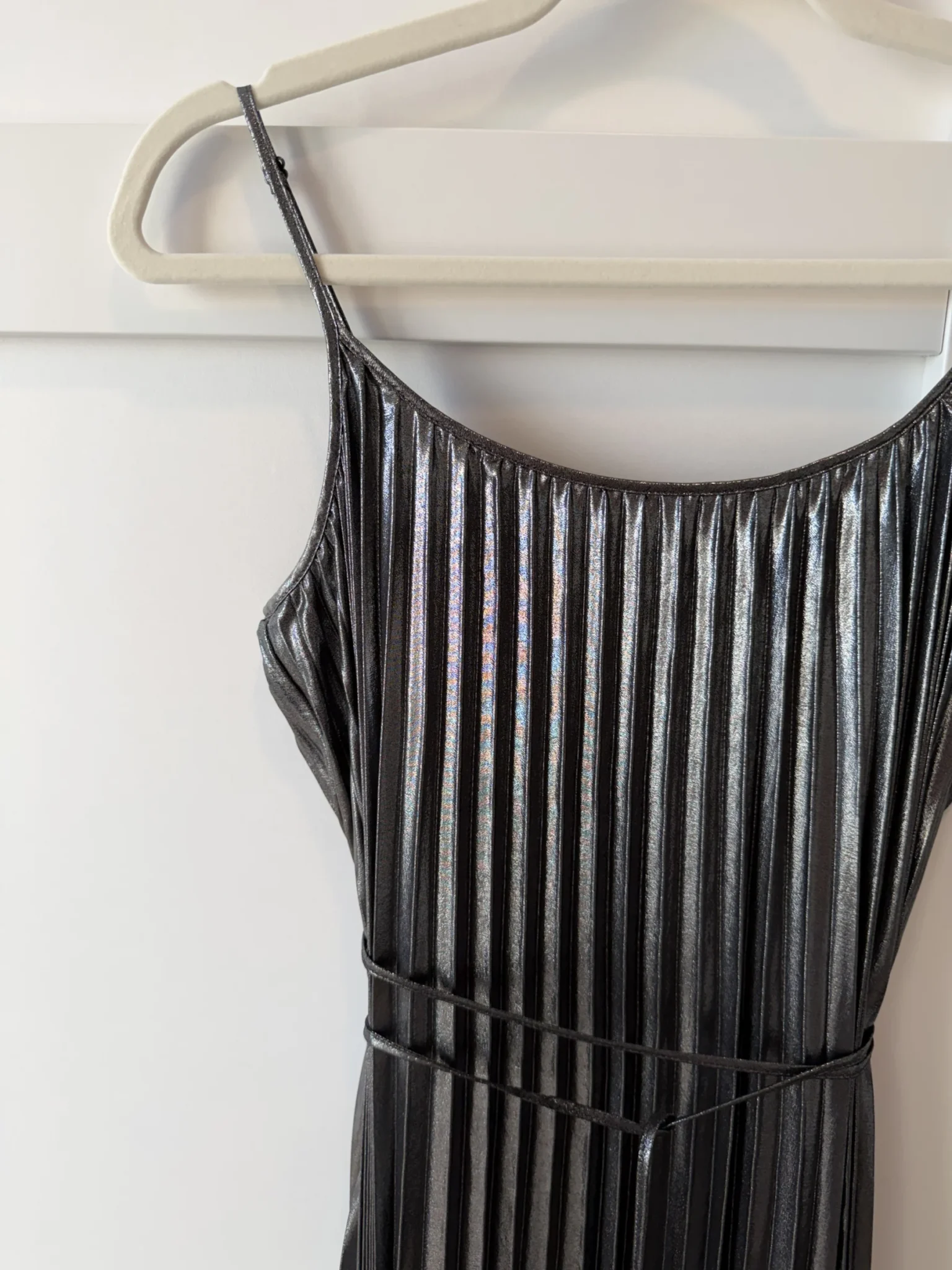 Image for Superbe robe longue maxi plissée métallisée