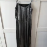 Thumbnail for Superbe robe longue maxi plissée métallisée