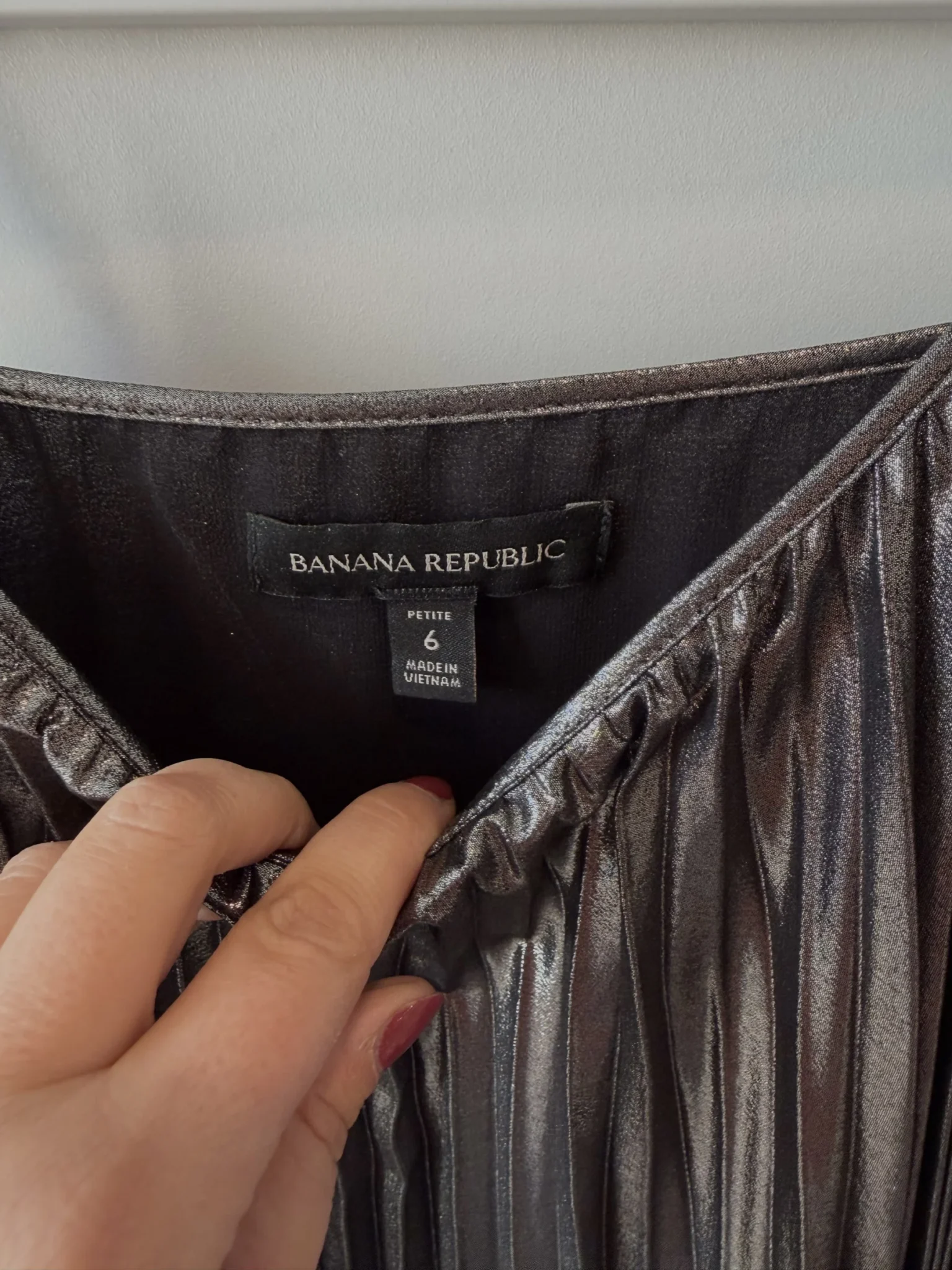 Image for Superbe robe longue maxi plissée métallisée