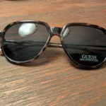 Featured thumbnail for Lunettes de soleil Guess