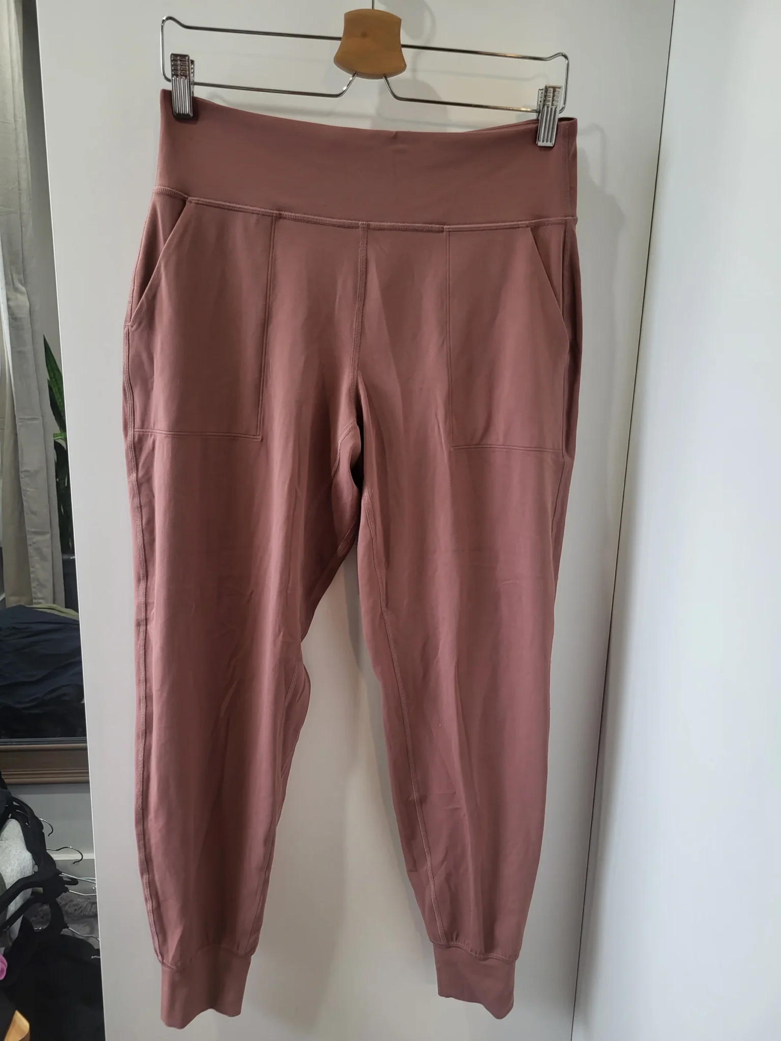 Image for Lululemon Align High-Rise Joggers pink