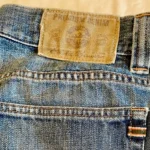 Featured thumbnail for Eddie Bauer - Jeans classique pour hommes