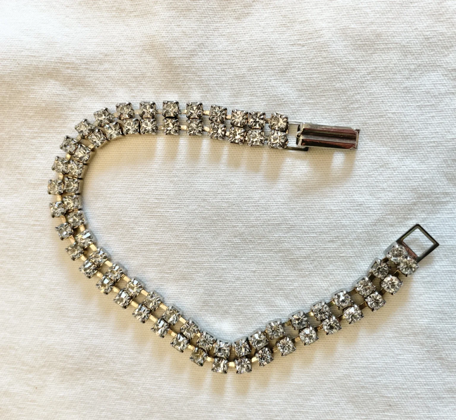Featured image for Bracelet Tennis
