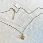 Thumbnail for Pendentif argent avec pierre de couleur pêche