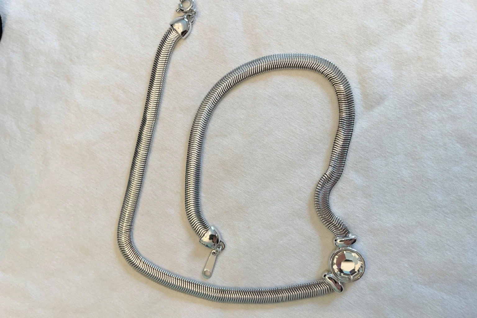 Featured image for Silver necklace
