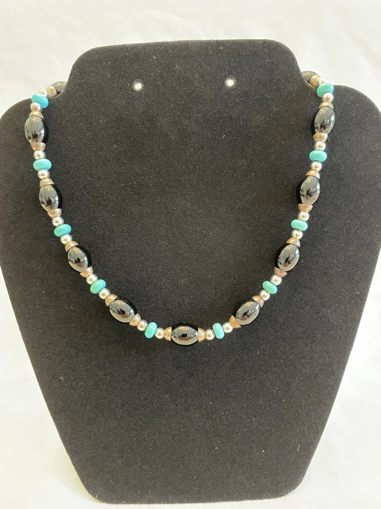 Image for Collier avec onyx et turquoises