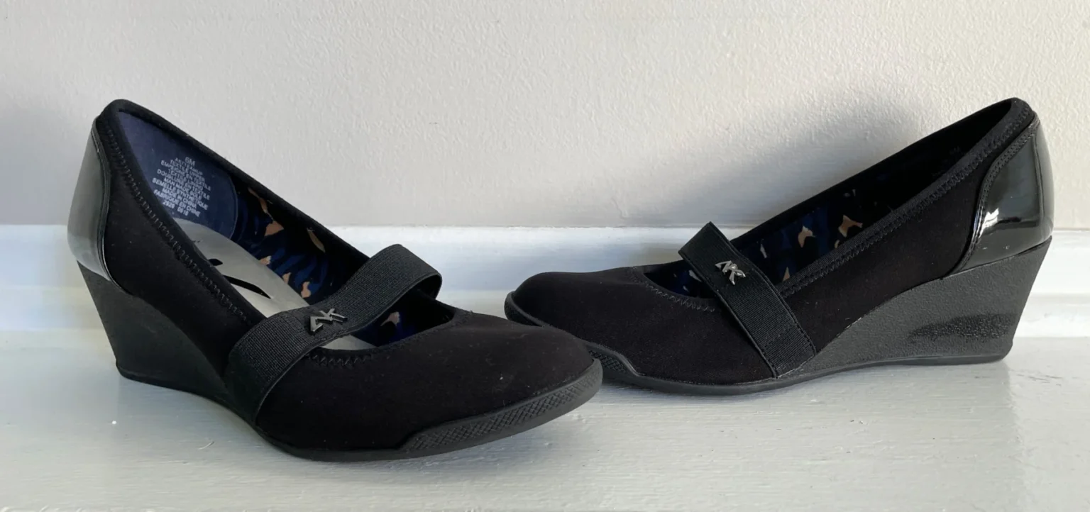 Featured image for Anne Klein - Souliers à talons compensés noirs