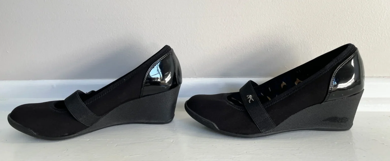 Image for Anne Klein - Souliers à talons compensés noirs