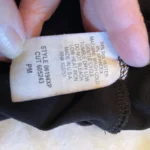 Thumbnail for Laura Petite - Blouse noire asymétrique