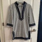 Featured thumbnail for Tunique rayée Tory Burch