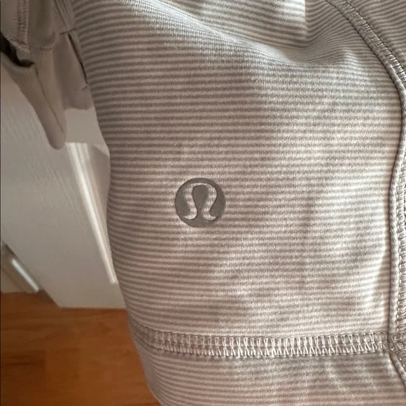Image for Veste de sport rayée Lululemon