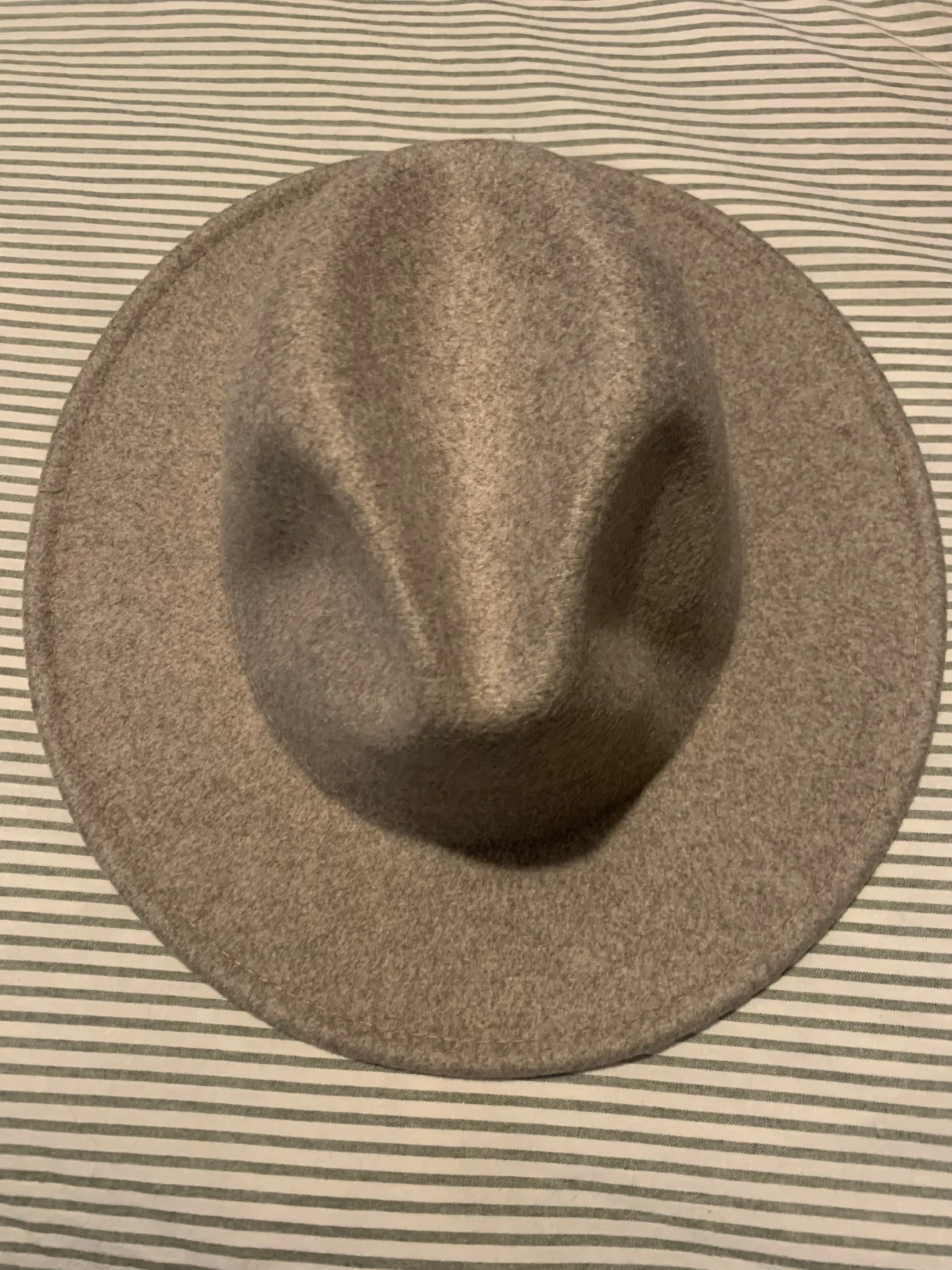 Featured image for Chapeau en feutre