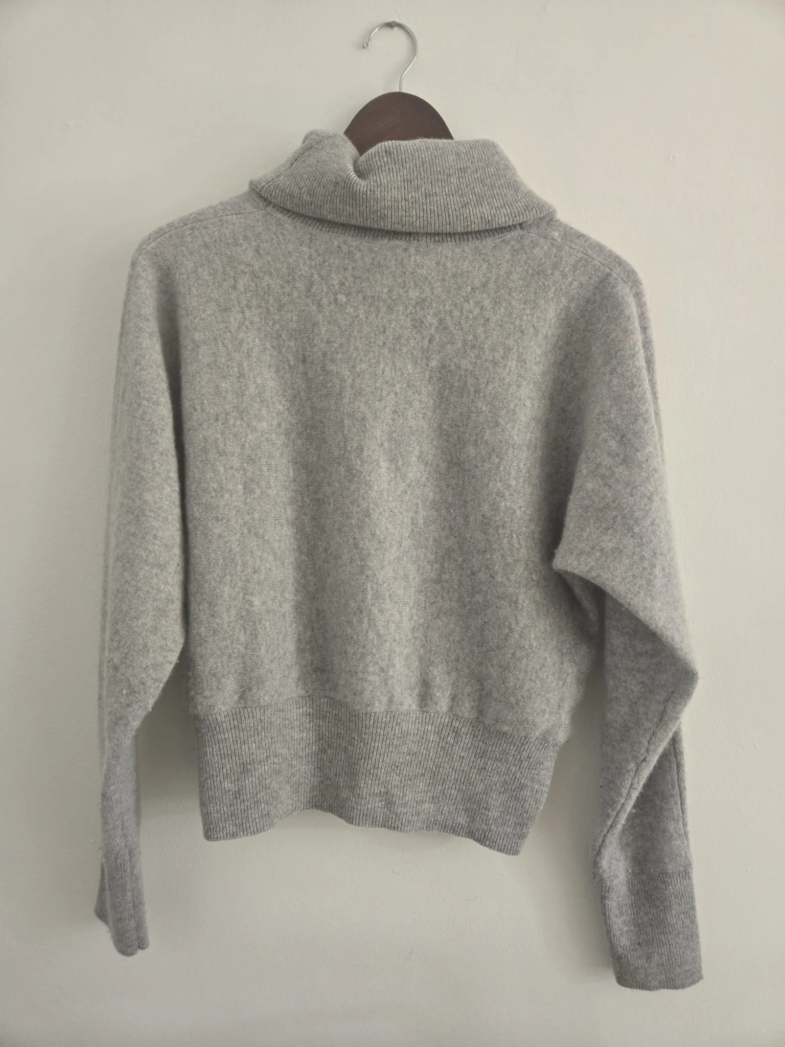 Image for Tahari 100% Cashmere Sweater