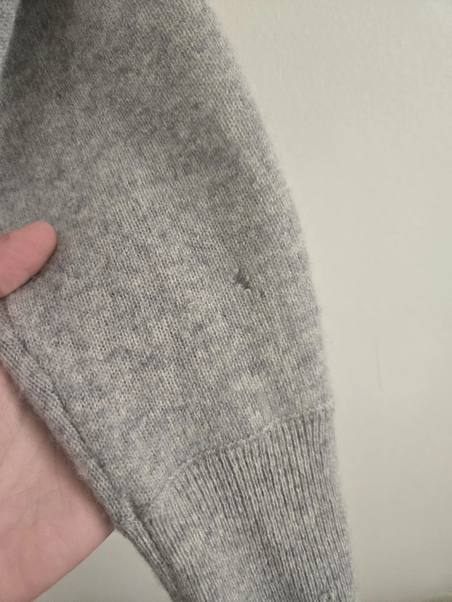 Image for Tahari 100% Cashmere Sweater