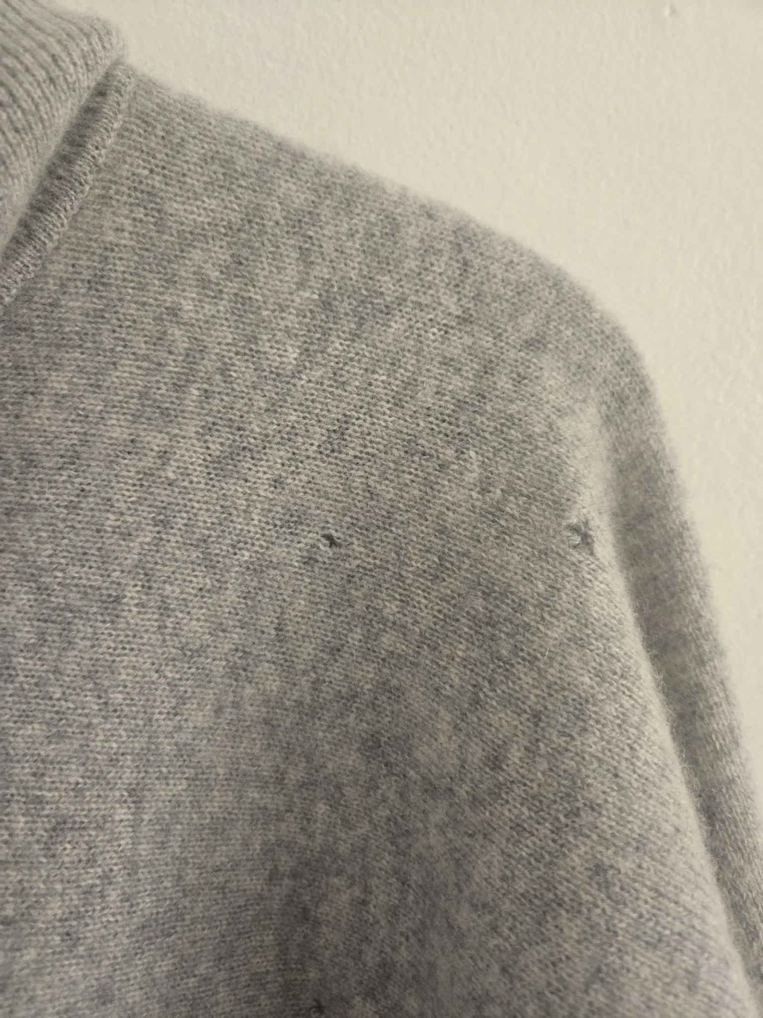 Image for Tahari 100% Cashmere Sweater