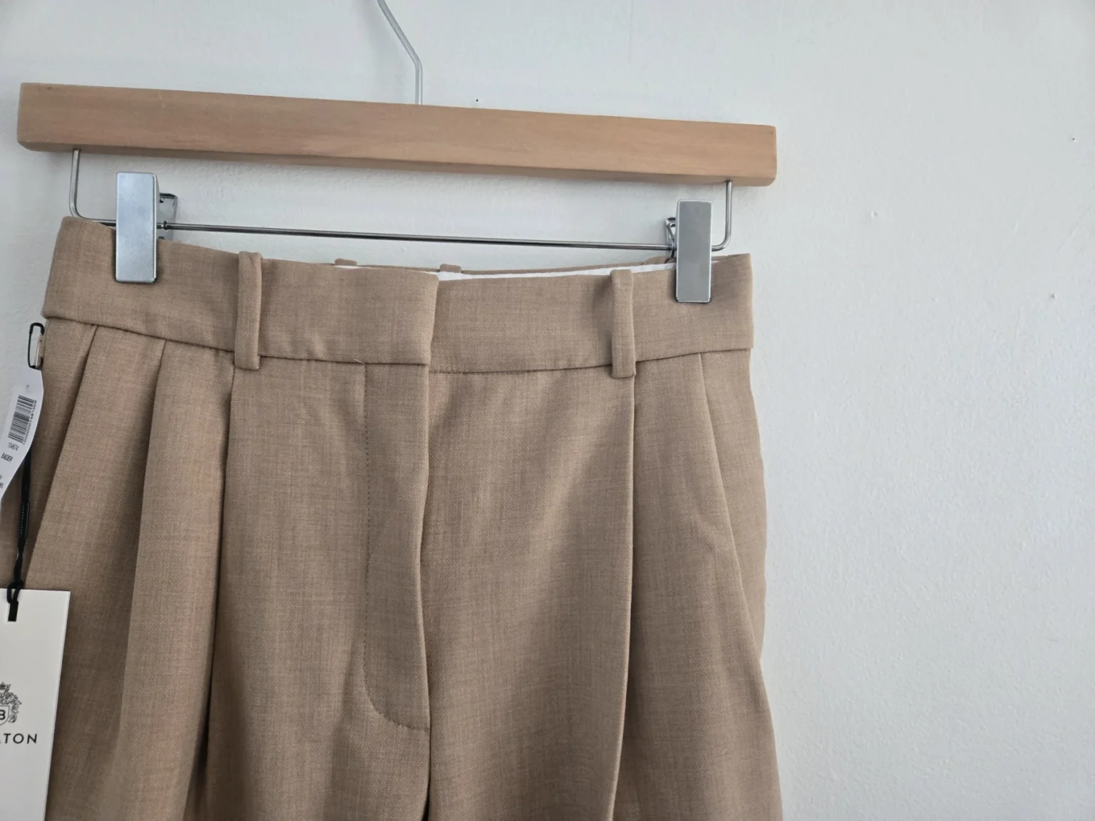 Image for New Aritzia "Bader" trousers
