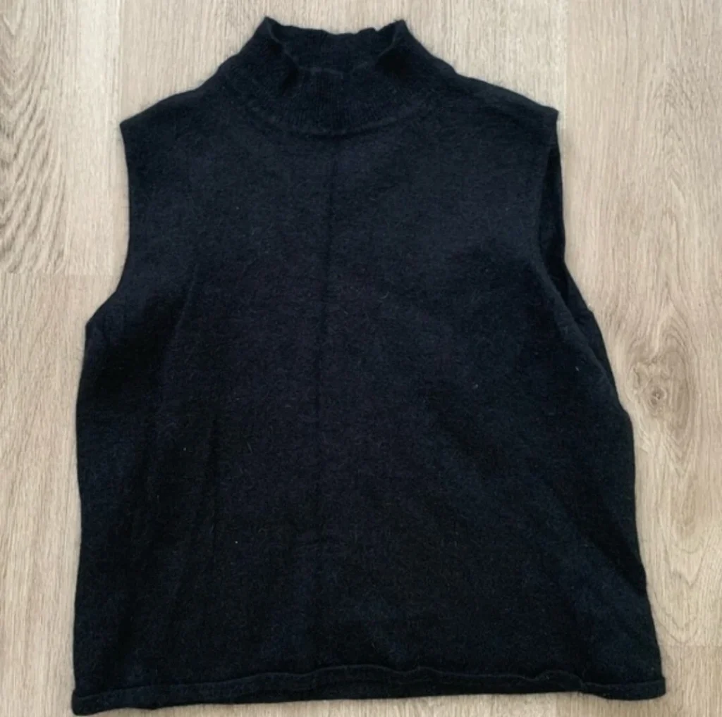 Featured image for Haut angora et laine d'agneau noir