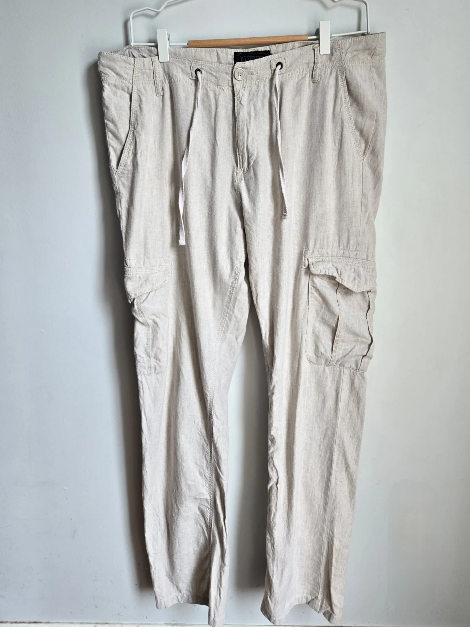 Featured image for Lightweight cotton and linen trousers for men
