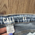 Thumbnail for High-waisted skinny jeans