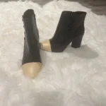 Thumbnail for Bottines noires et beiges élégantes