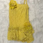 Thumbnail for Robe dentelle jaune unique