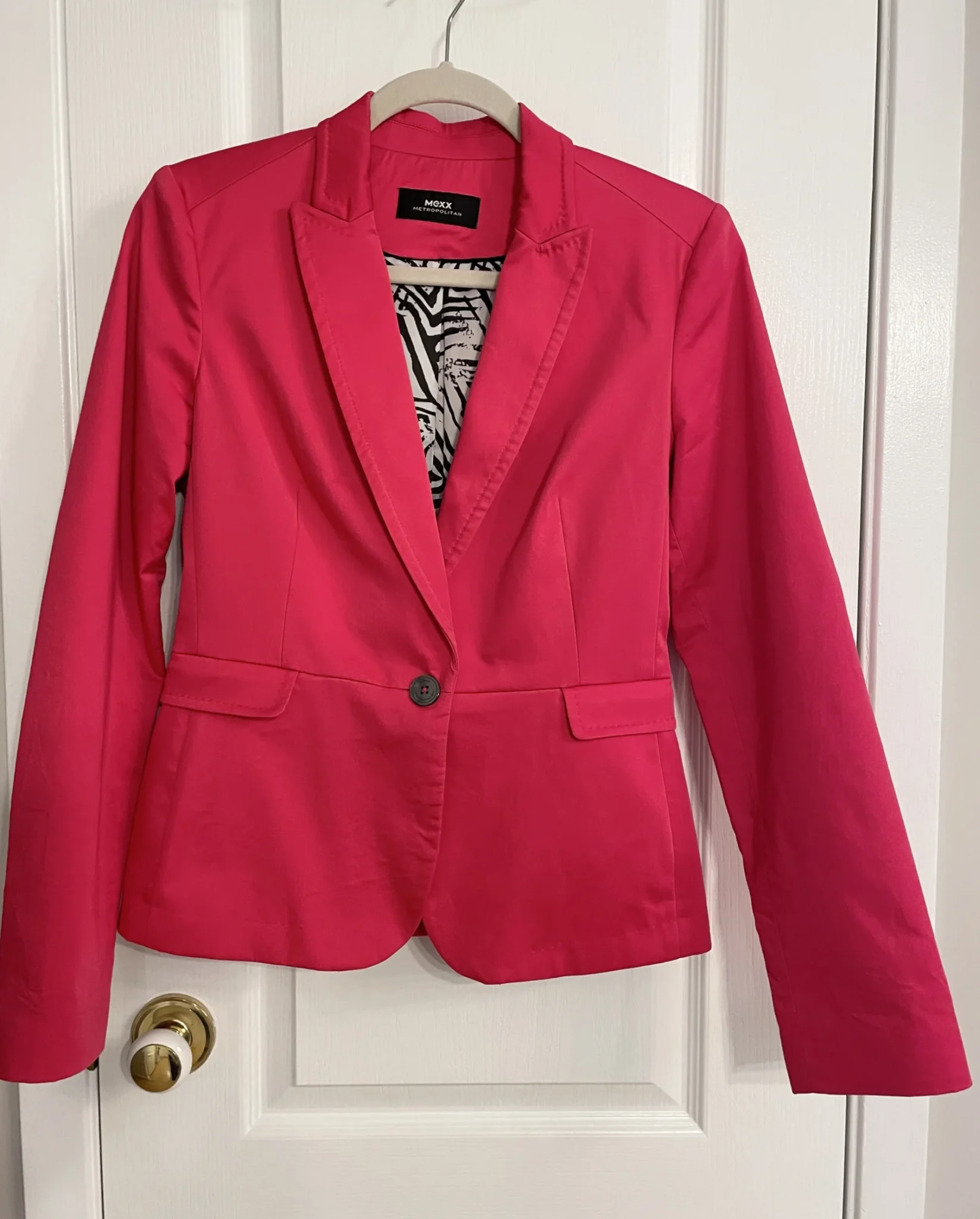 Featured image for Mexx - Intense pink jacket
