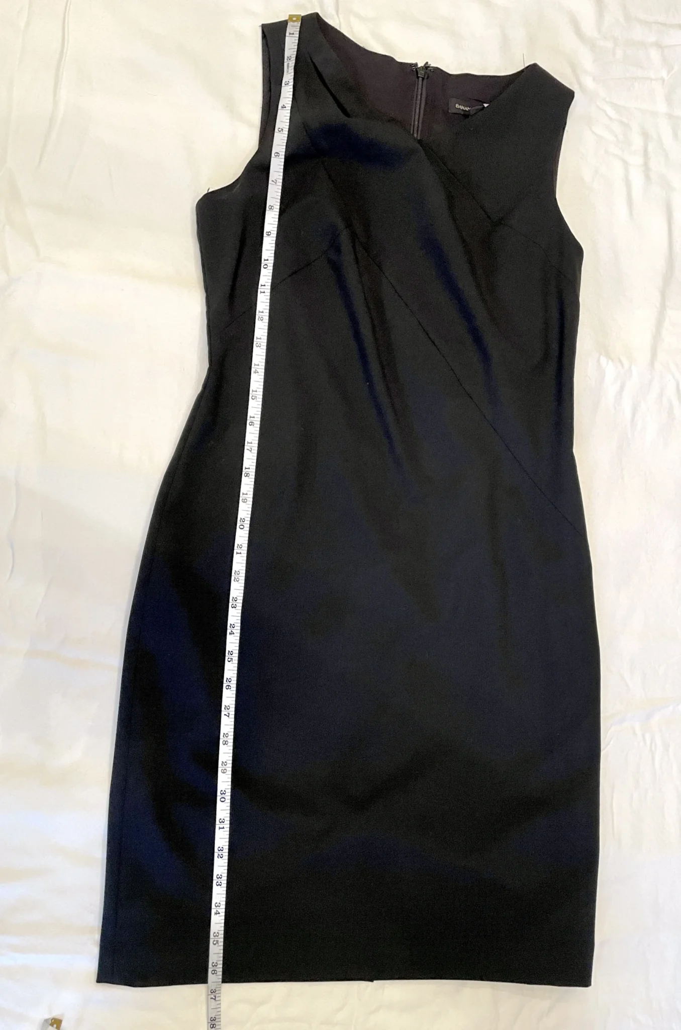 Image for Banana Republic - Classic black dress