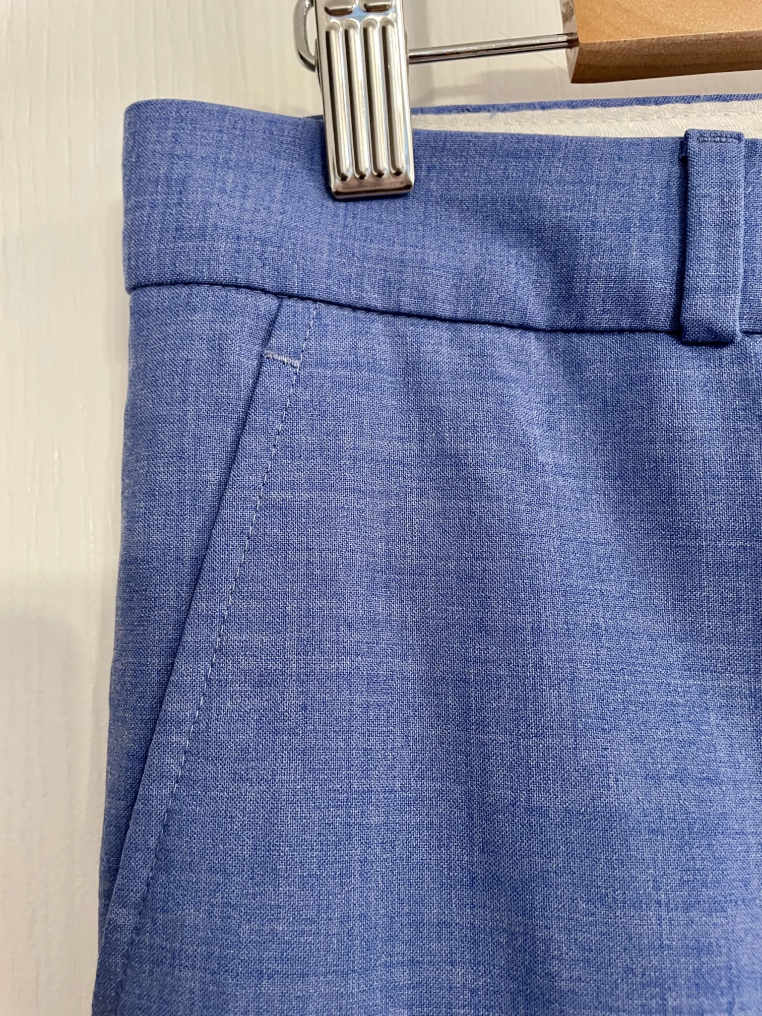 Featured image for Banana Republic - Pantalon en laine bleu