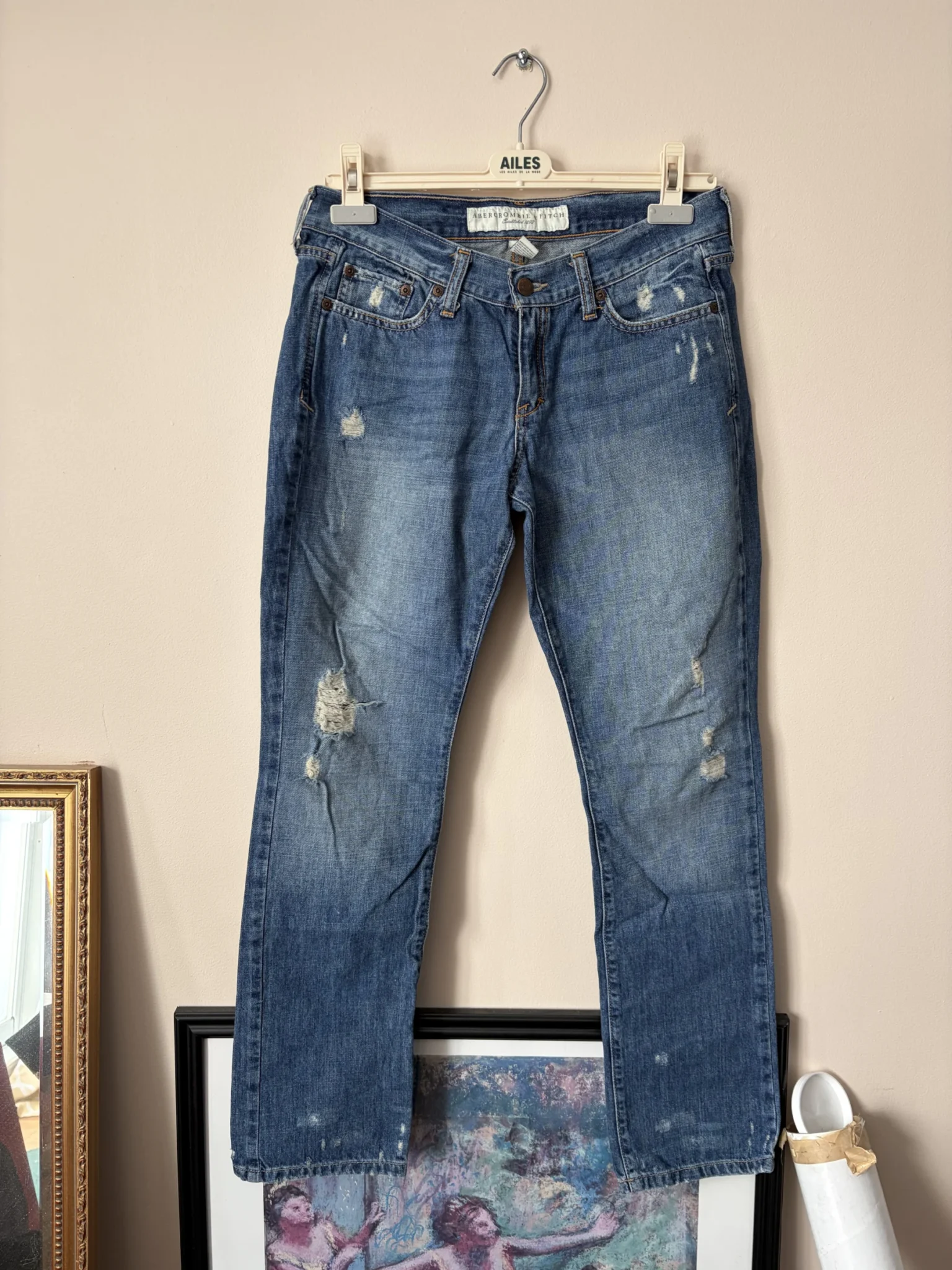 Featured image for Jeans Abercrombie and Fitch taille 6