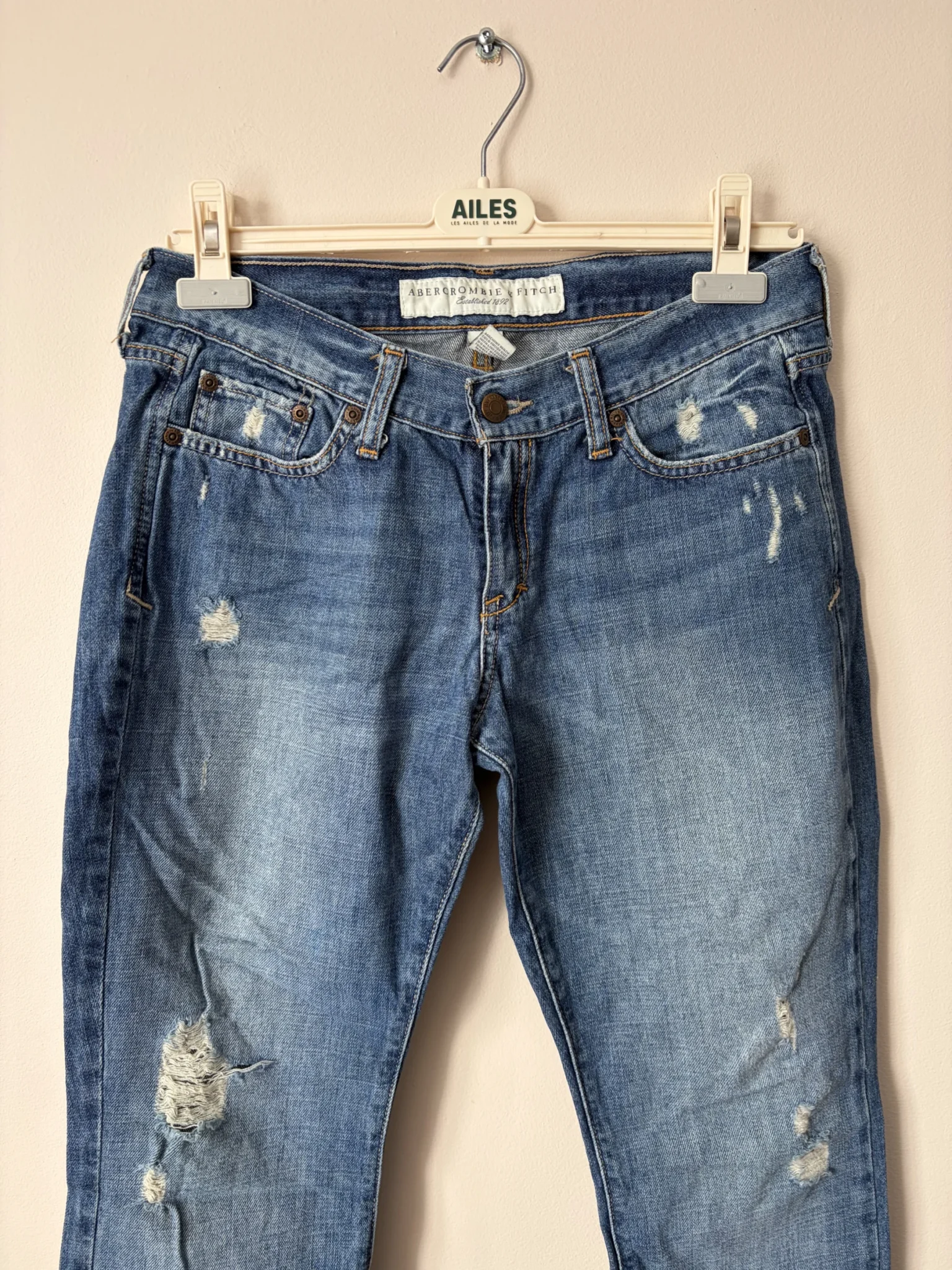 Image for Jeans Abercrombie and Fitch taille 6
