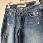 Thumbnail for Jeans Abercrombie and Fitch taille 6