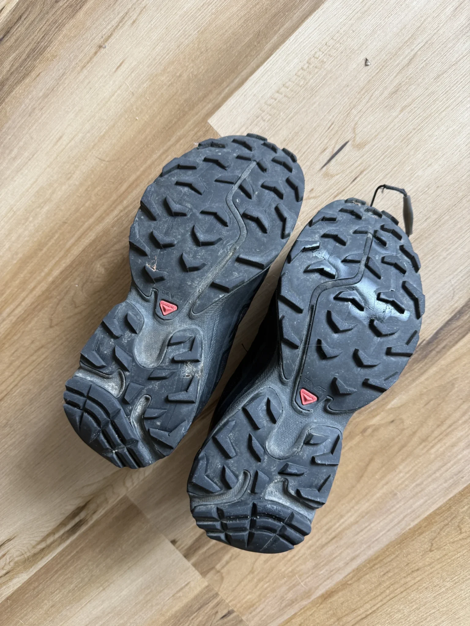 Image for Salomon noire parfaite condition