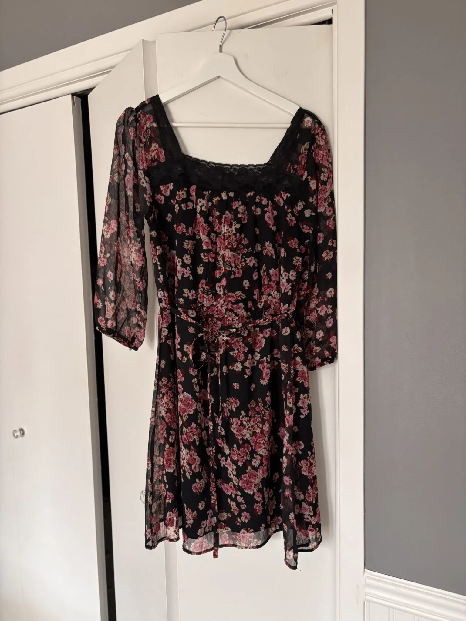 Image for Robe fleurie manche longue