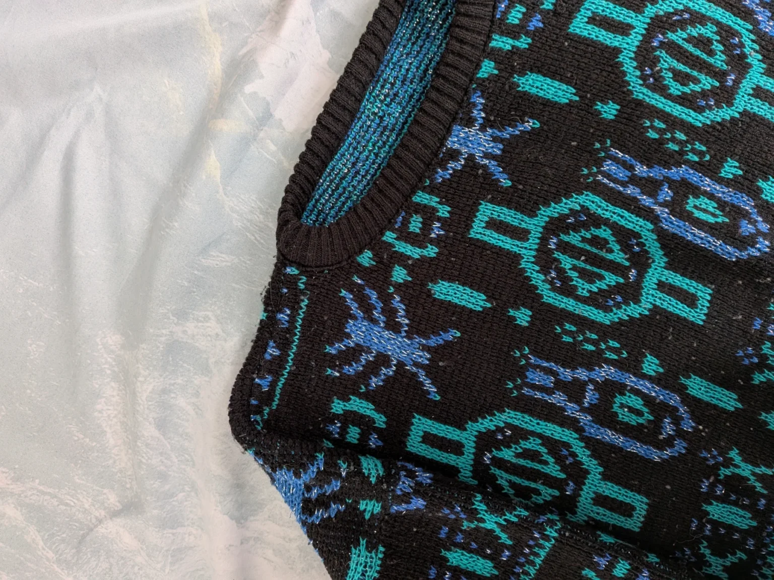 Image for Retro and funky sweater