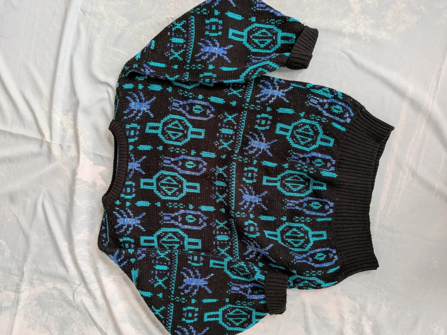 Image for Retro and funky sweater