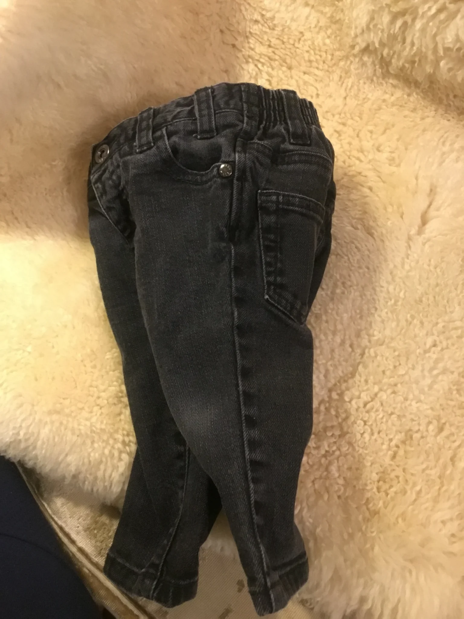 Image for Jeans noir charcoal bébé unisexe 3-6 généreux