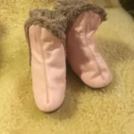 Featured thumbnail for Pantoufles chaussons bottes cuir bébé fille 6-12