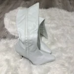 Thumbnail for Nouvelles bottes blanches Chinese Laundry