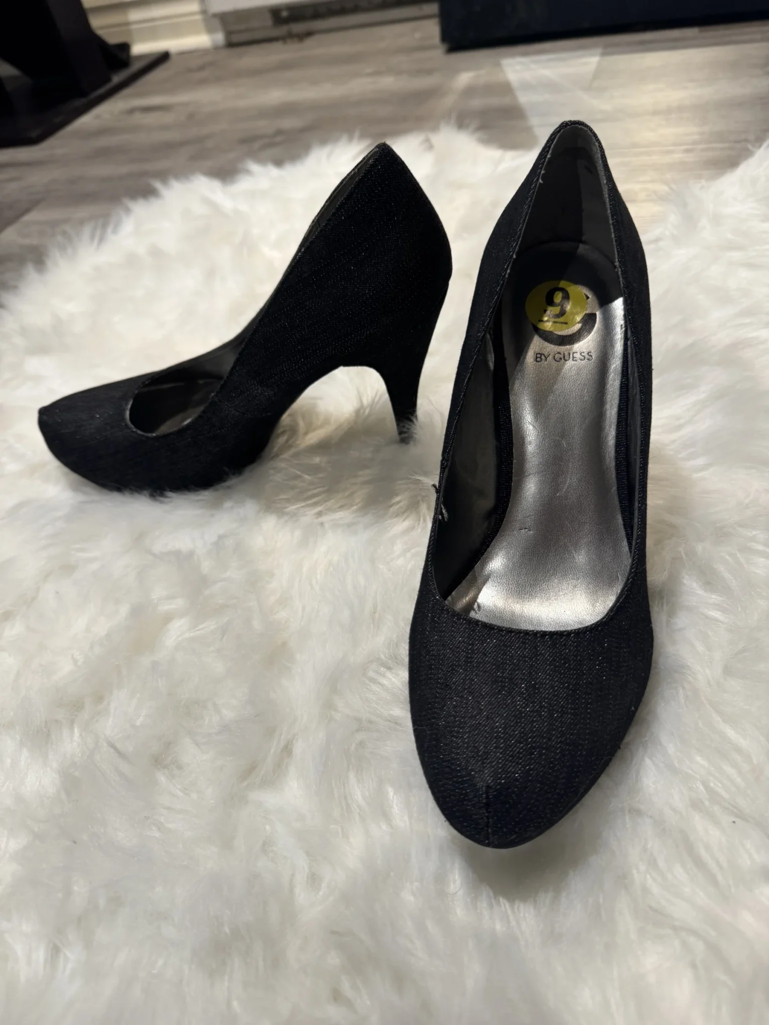 Image for Beaux souliers à talons Guess