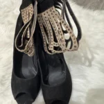 Featured thumbnail for Stylish unique sandales suede noire