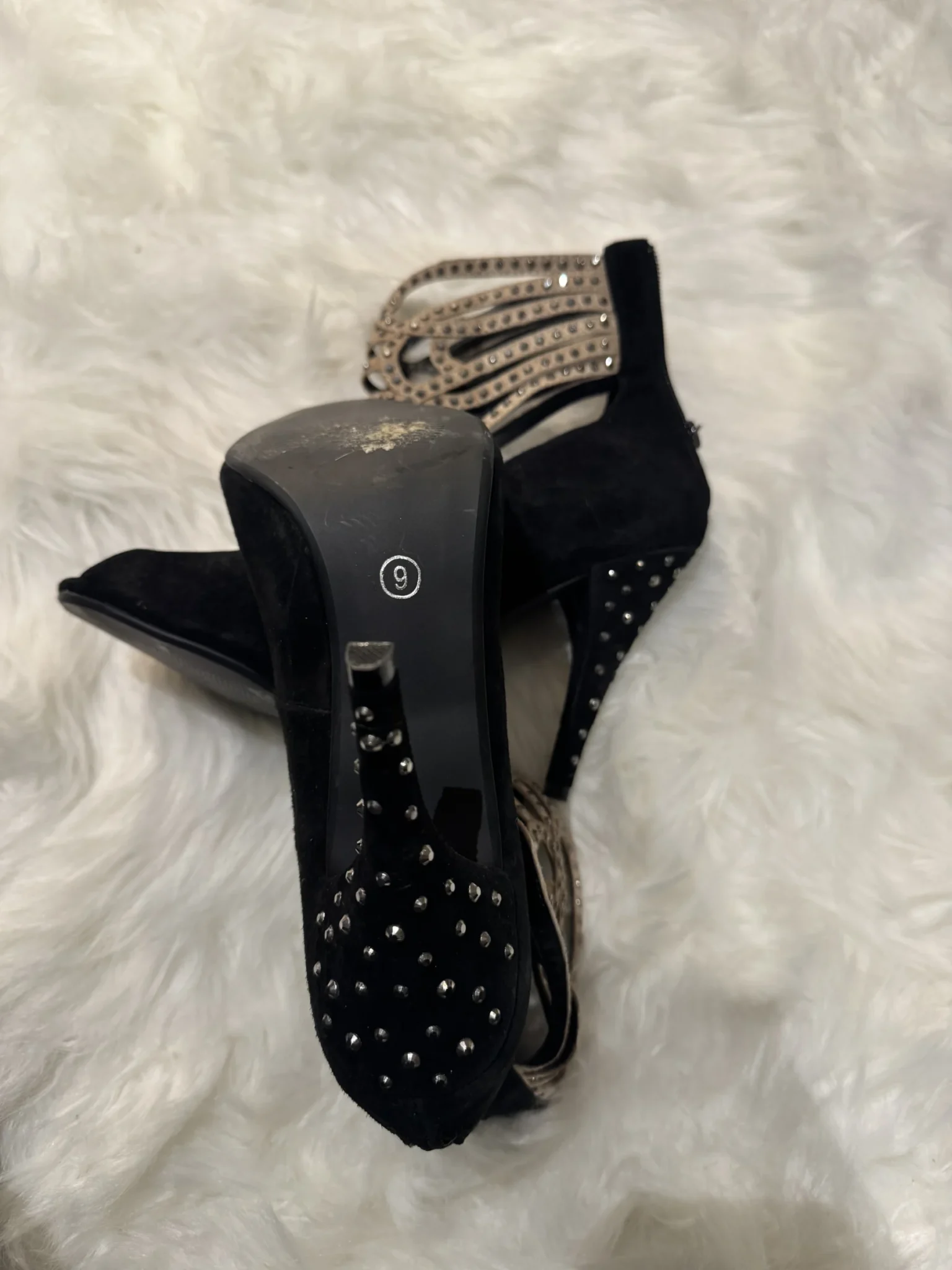 Image for Stylish unique sandales suede noire