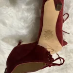 Thumbnail for Beaux souliers rouges suede