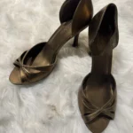 Thumbnail for Beaux souliers rouges suede