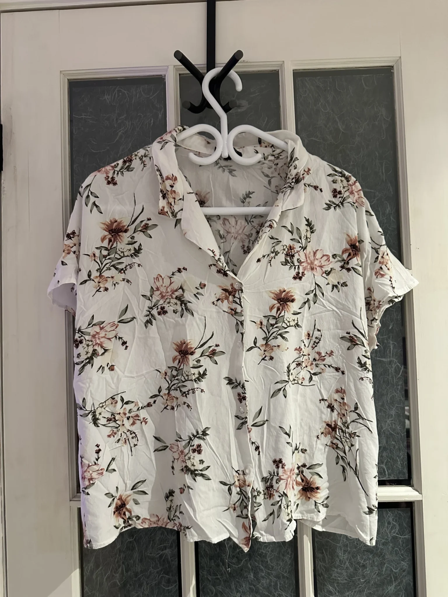Featured image for Dynamite short-sleeved shirt