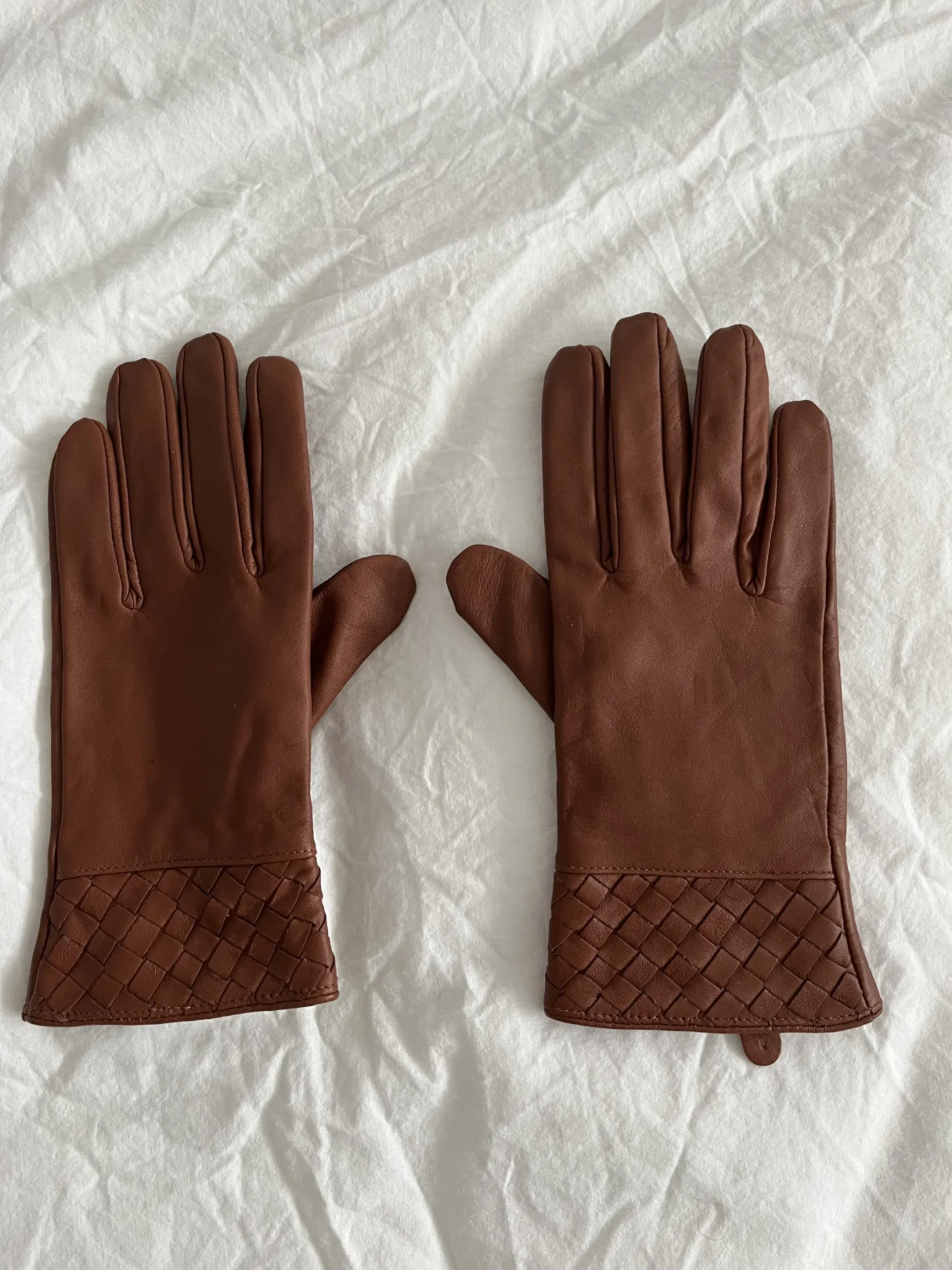 Image for New gloves, never worn