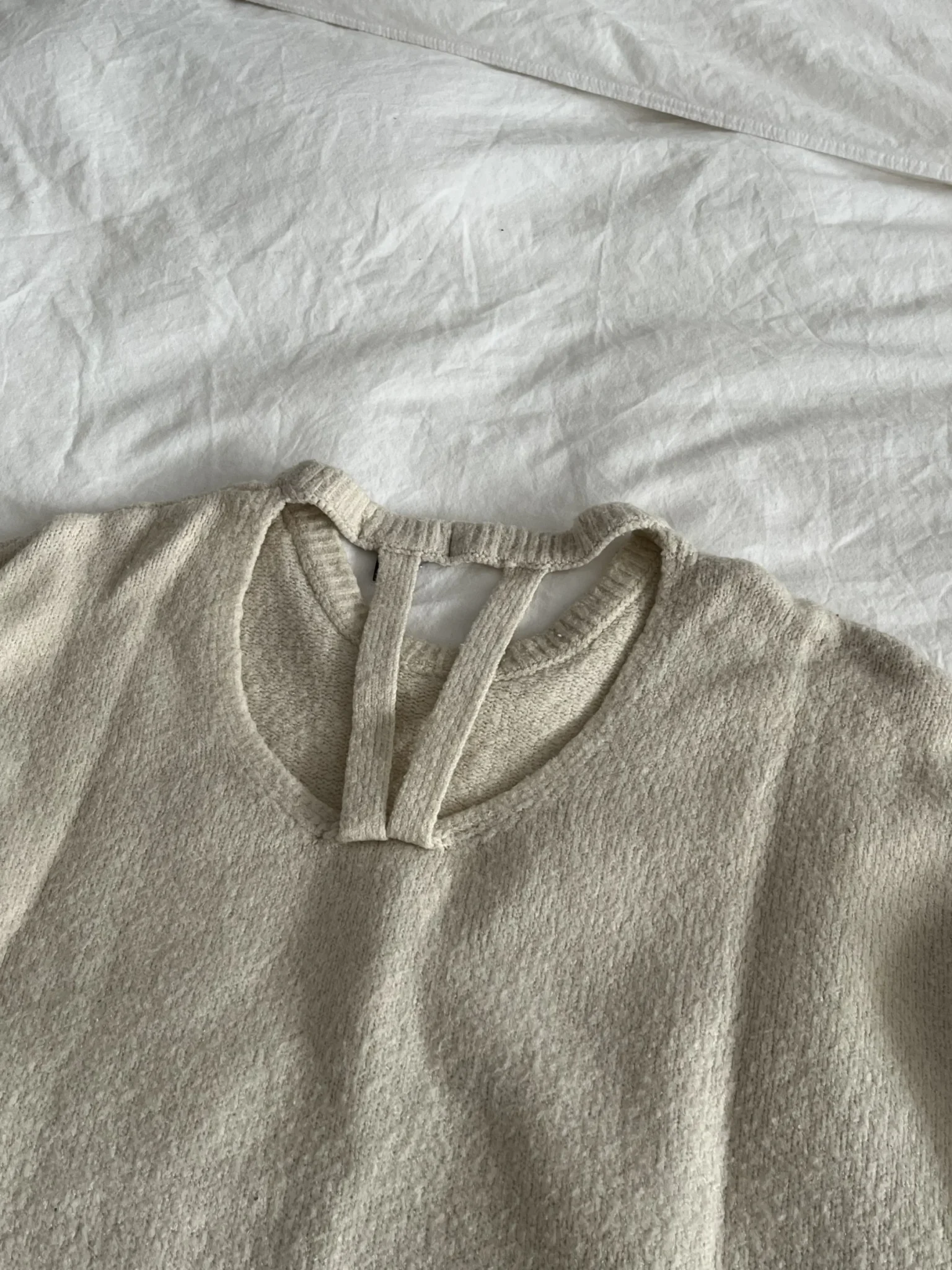 Image for Pull beige