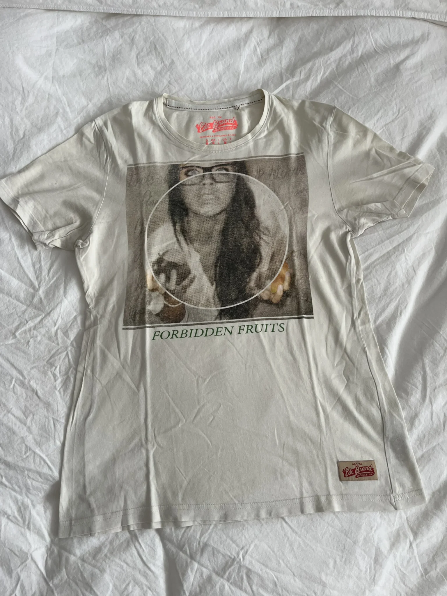 Featured image for Tee-shirt