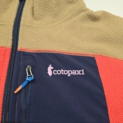Image for Polar Cotopaxi abrazo