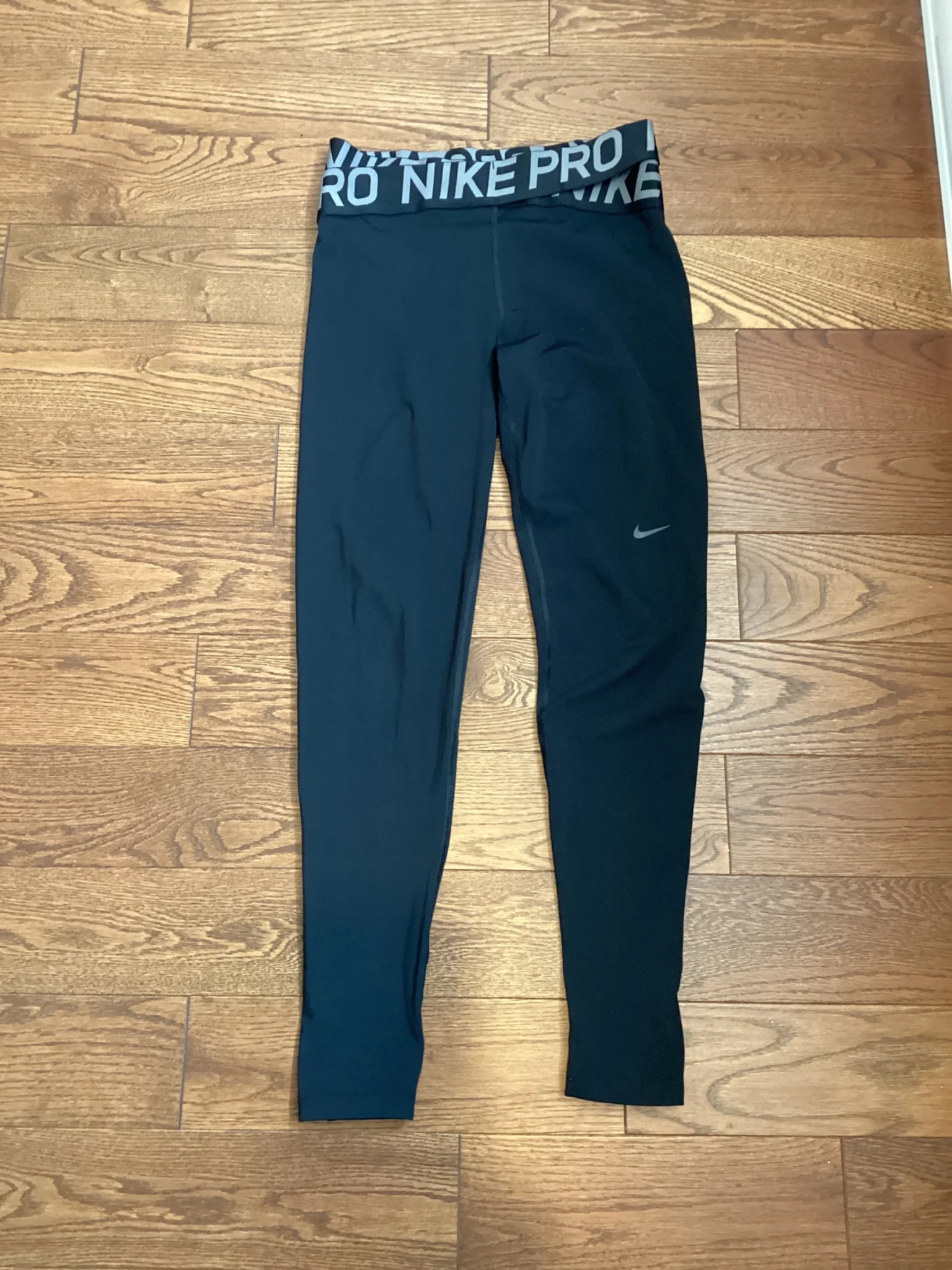Featured image for nike Pro leggings black