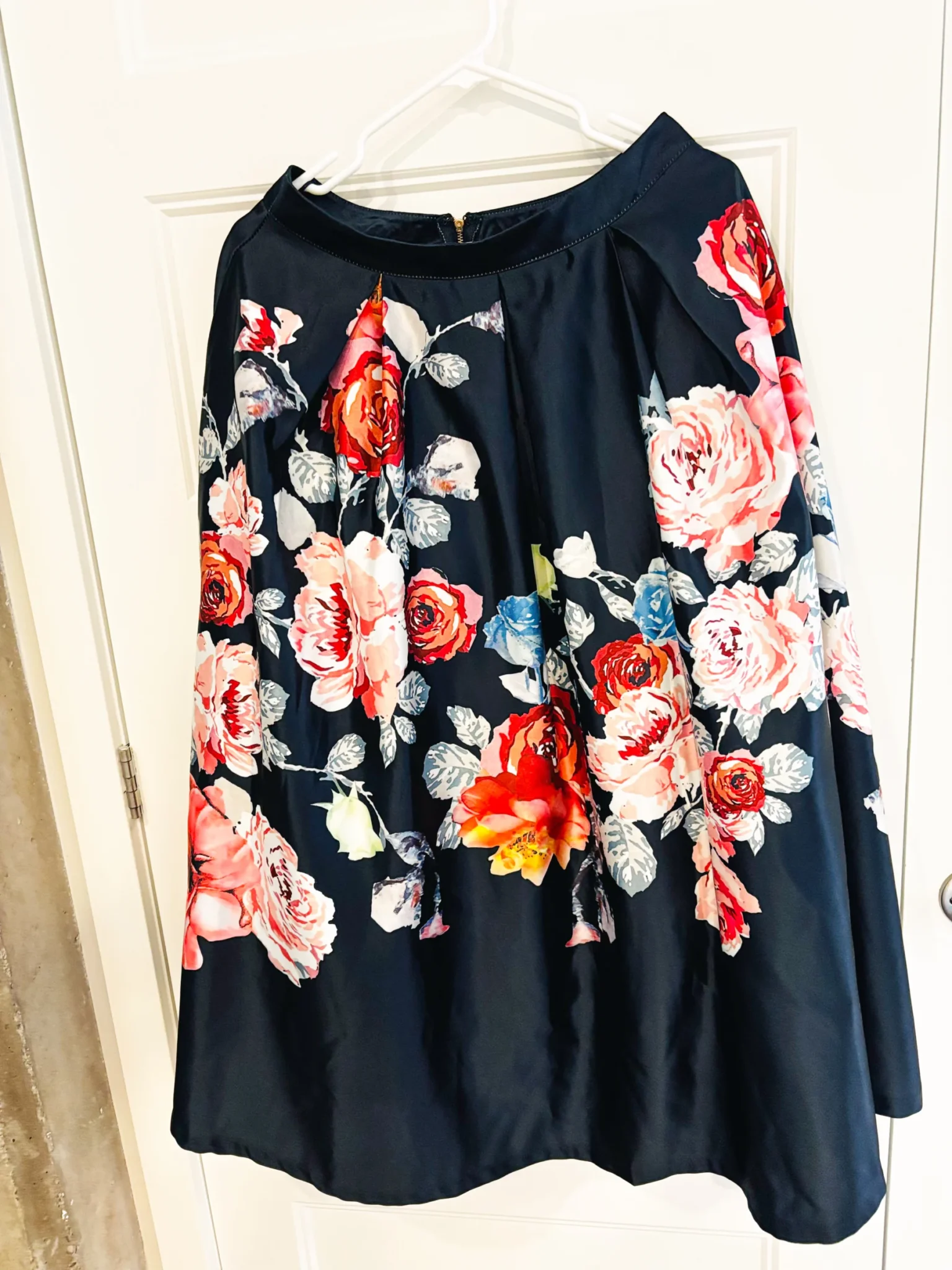 Image for Long floral skirt with crinoline